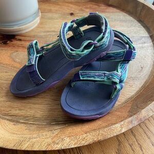 Teva Hurricane XLT 2